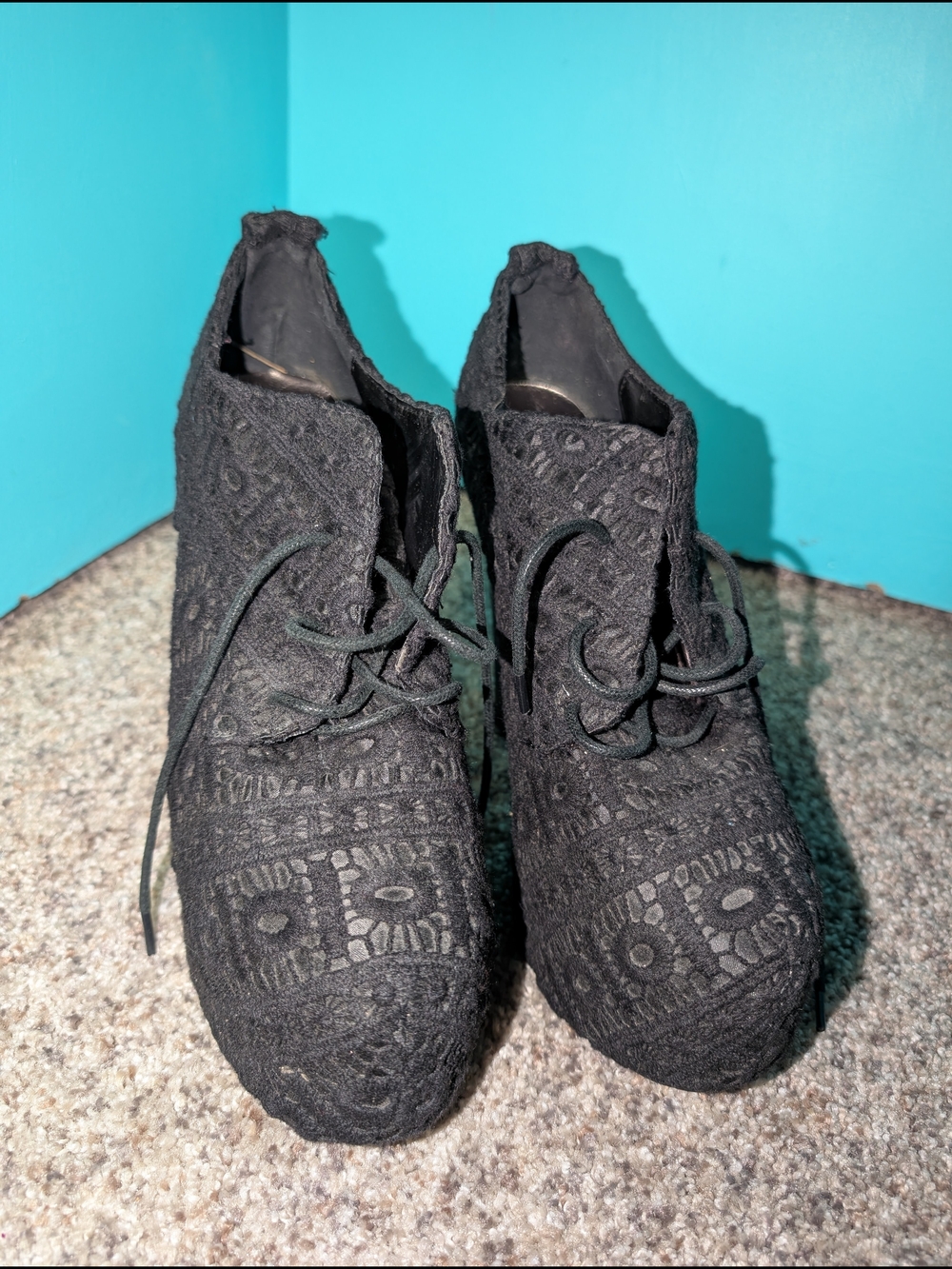 Forever 21 Women's Black Lace-Up Textured Ankle Booties